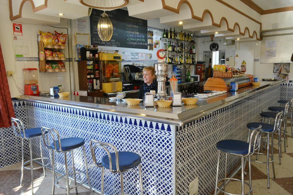 Hostal Restaurante El Cruce Ardales Exterior foto